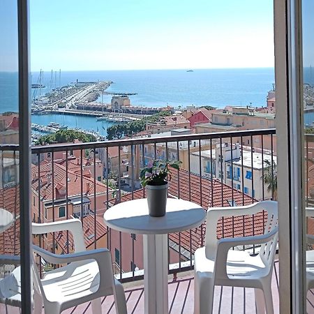 Hotel Robinia Imperia Luaran gambar