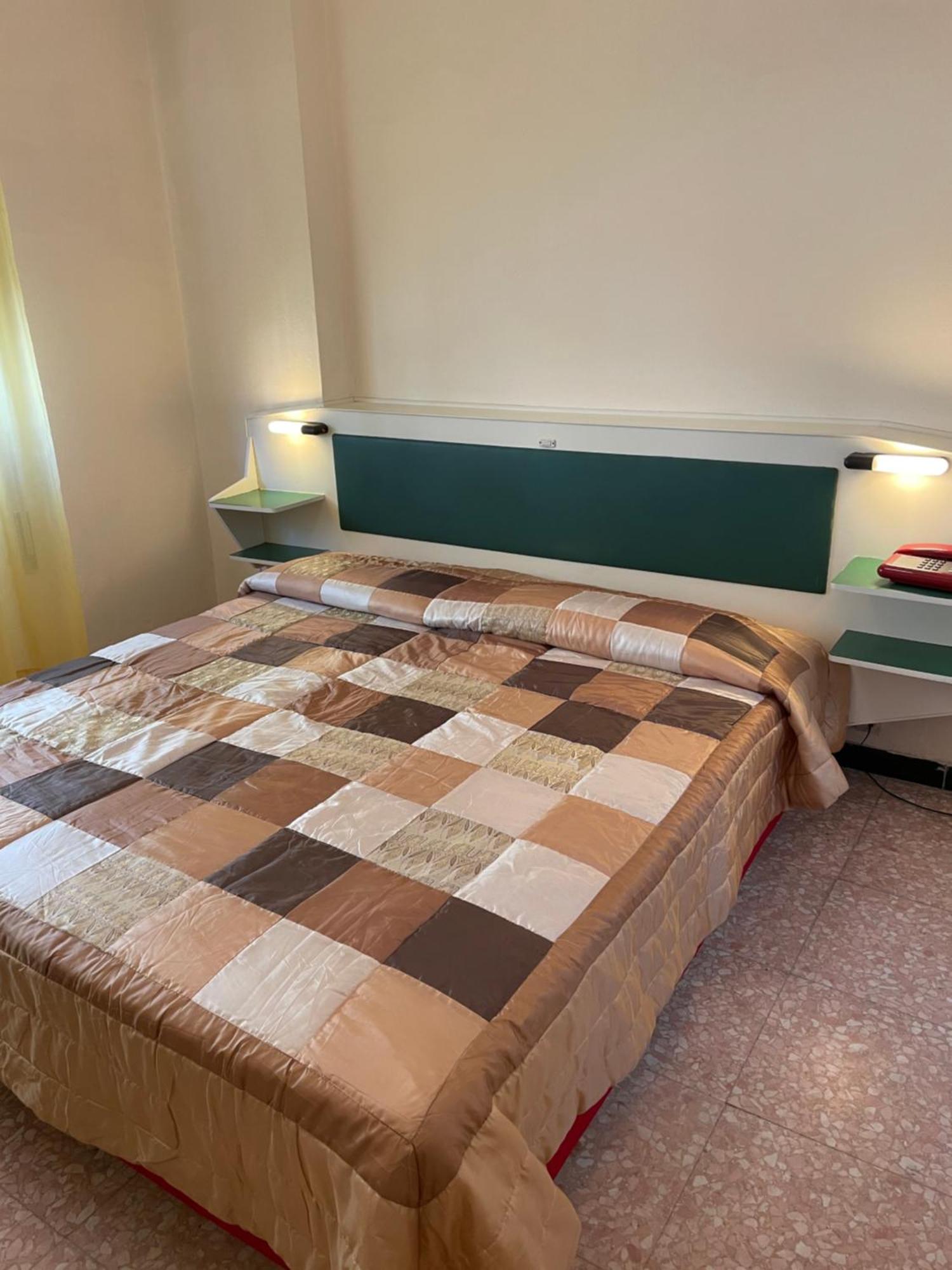 Hotel Robinia Imperia Bilik gambar