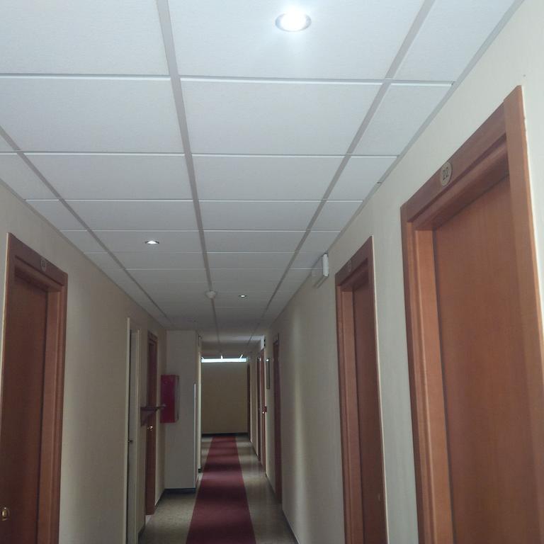 Hotel Robinia Imperia Luaran gambar