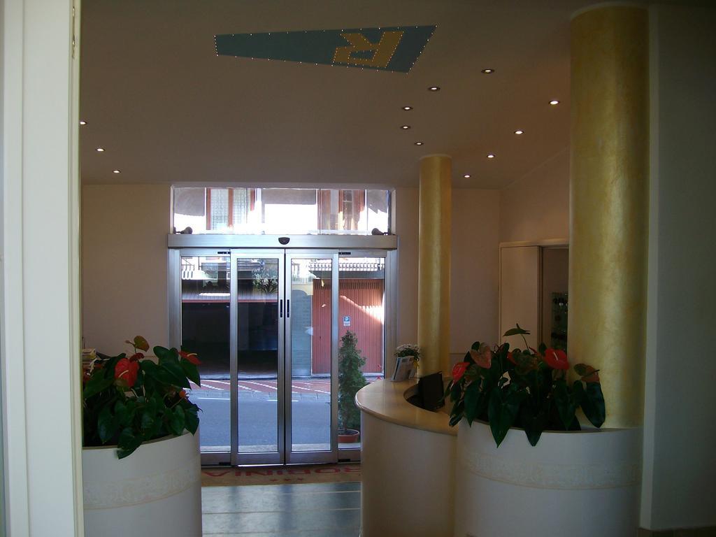 Hotel Robinia Imperia Luaran gambar